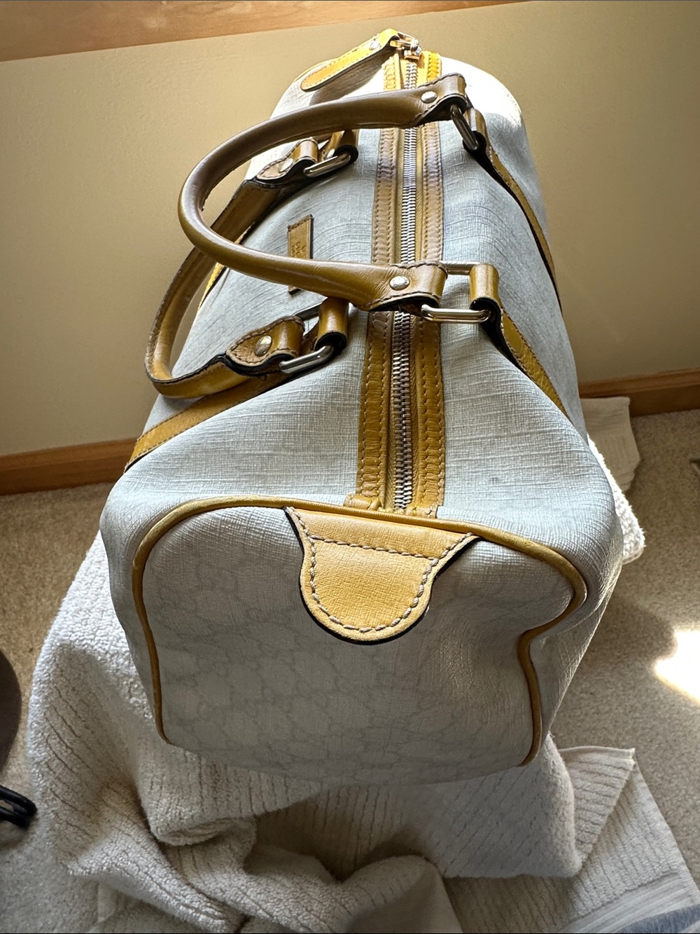 Gucci - Picture 3 of 9